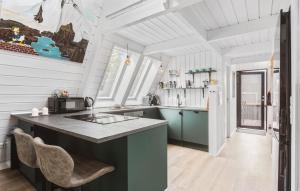 Cozy Home In Farsø With Wifi