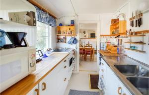 3 Bedroom Gorgeous Home In Halmstad