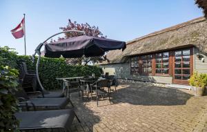 3 Bedroom Stunning Home In Farsø