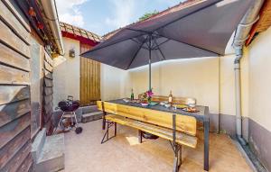 Maisons de vacances Nice Home In Neuville-Sous-Montreuil : photos des chambres