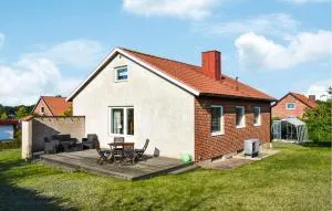 3 Bedroom Lovely Home In Skivarp - Skurup