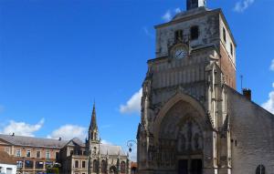 Maisons de vacances Nice Home In Neuville-Sous-Montreuil : photos des chambres