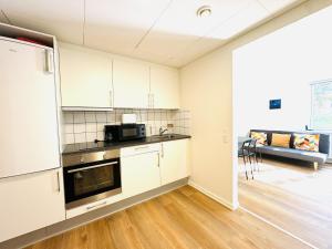 aday - Charming and Bright Studio Apartment