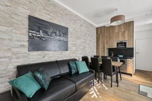 03 Tour Eiffel Appartement pour 7 personnes - 4-Sterne-Hotels in Paris