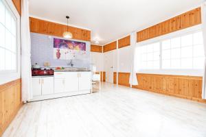 Sweet Pension Yangyang