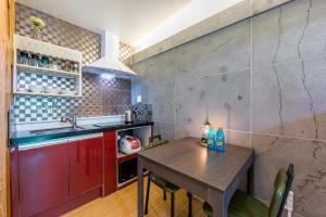 Hadong Cloud Hill Pension