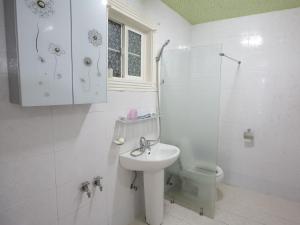 Geoje Phil Painting Pension for One Night and Three Days