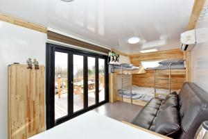 Olla caravan pension