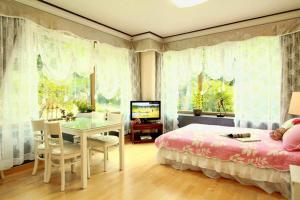 Yangpyeong Sanneomeo Pension