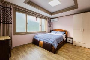 Muju Sky View Pension