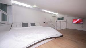 Namhae Spa Hill Pension