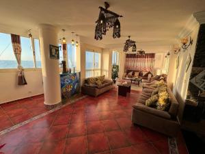 شقه بغرفتي نوم فيو بحر كامل إسكندرية