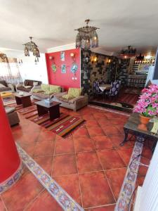 شقه بغرفتي نوم فيو بحر كامل إسكندرية