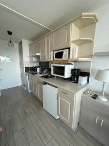 Appartements Joli studio refait a neuf : photos des chambres