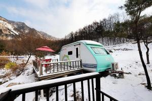 Pocheon Sanjeong Hosoo Glamping