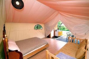 Pocheon Sanjeong Hosoo Glamping