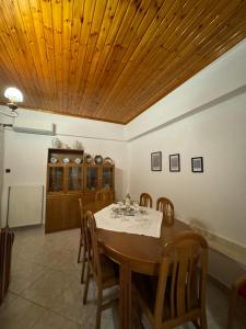 TRADITIONAL HOUSE IN THE VILLAGE