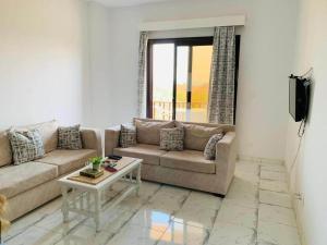 One Bedroom At Turtle Beach Compound With Private Beach