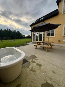 The Swim Studio Apartment