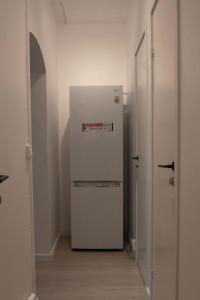 Modern 2BR Apt Near Oslo S - Sleeps 6, New & Cozy