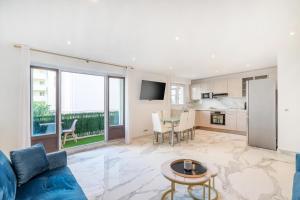 WILSON Juan les pins 6 couchages 100m des plages