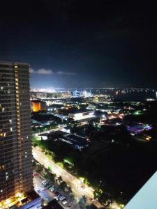 Breeze Residences Manila