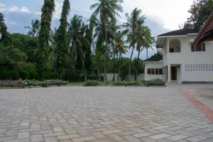 3 bedroom Penthouse paradise apartment - Shimo la Tewa