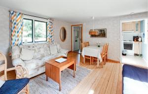 1 Bedroom Lovely Home In Osby