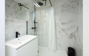 Awesome Apartment In Oostende With Wifi