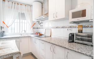 2 Bedroom Amazing Apartment In Chipiona