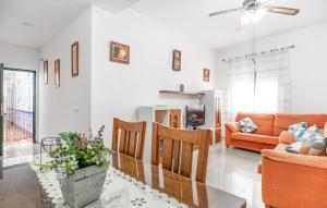 2 Bedroom Amazing Apartment In Chipiona