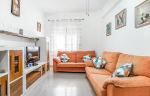 2 Bedroom Amazing Apartment In Chipiona