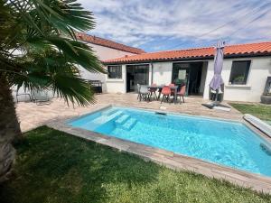 Maisons de vacances La Romerel/Maison piscine/400m plage et commerces! : photos des chambres