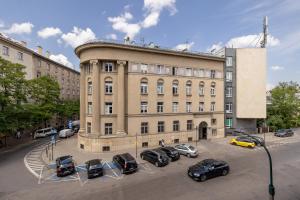Rodzinny Apartament z dwiema sypialniami niedaleko centrum Krakowa by Noclegi Renters