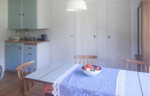 1 Bedroom Awesome Home In Rockneby