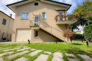 Venice Luna's House with Private Garden - 斯皮内亚