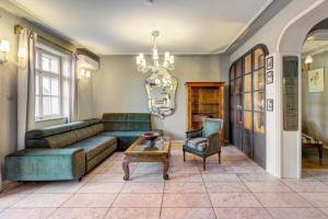 DONATICOEUR Residence