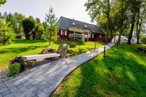 Namas su vaizdu į ežerą "Giliaus Nendrė"