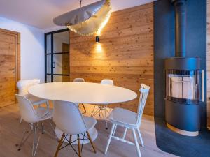 Chalet de montagne avec jacuzzi et garage à Méribel - FR-1-355-211