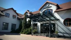 普瑞德特酒店 - 斯凯尔涅维采