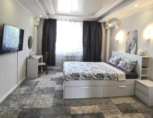 Приватний будинок в Миколаєві з гаражем Private House in Mykolaiv with garage