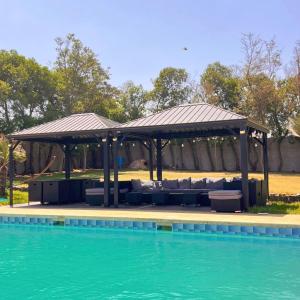 Villa plain pied proche de CASABLANCA avec piscine