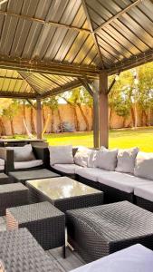 Villa plain pied proche de CASABLANCA avec piscine