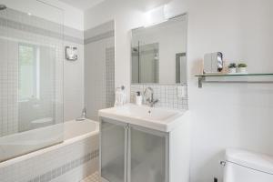 Loft The White Pearl Plateau-Mont-Royal 3 Beds