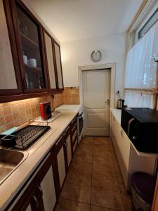 Sophia Apartment Buda by the Danube with AC