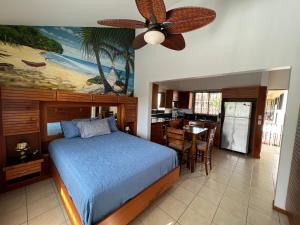 Tropical Beach Second Floor Studio with Hill view