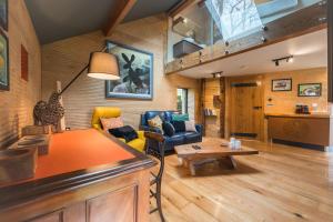 Stanage Barn by Birch Stays