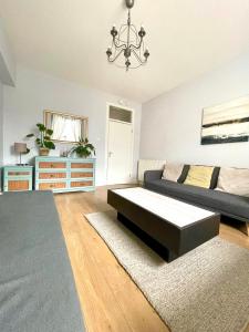 South Bridge Apartment