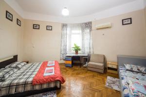 The Square - Old Flat with 2 bedrooms, 1st fl