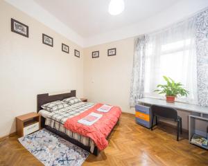 The Square - Old Flat with 2 bedrooms, 1st fl